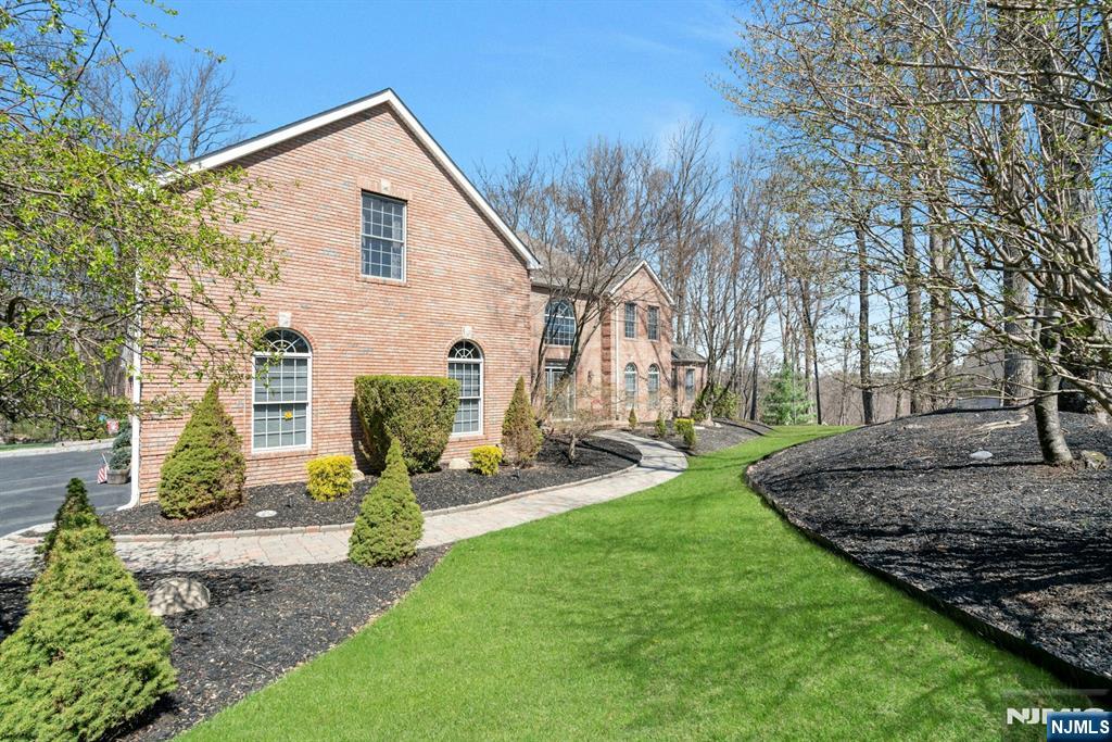 13 Greenfield Hill - Photo 3