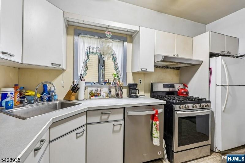 52 Preston Street, Ridgefield Park, NJ 07660 Listing Photo  14