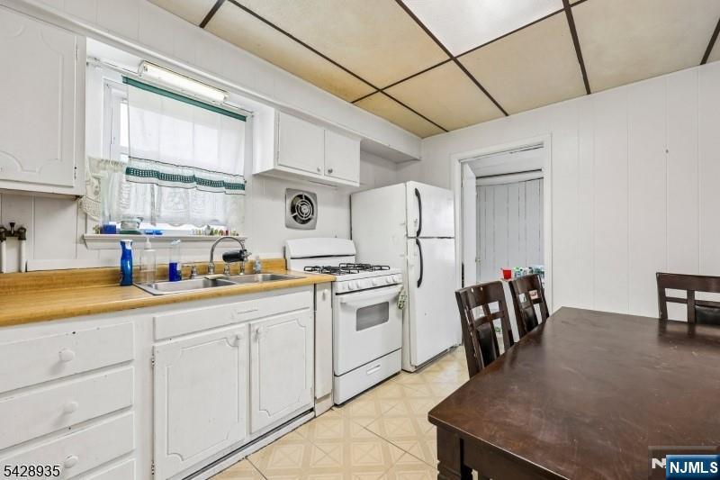 52 Preston Street, Ridgefield Park, NJ 07660 Listing Photo  17