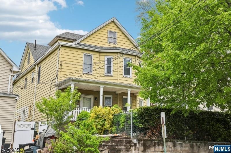 52 Preston St, Ridgefield Park, NJ 07660