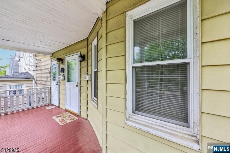 52 Preston St, Ridgefield Park, NJ 07660