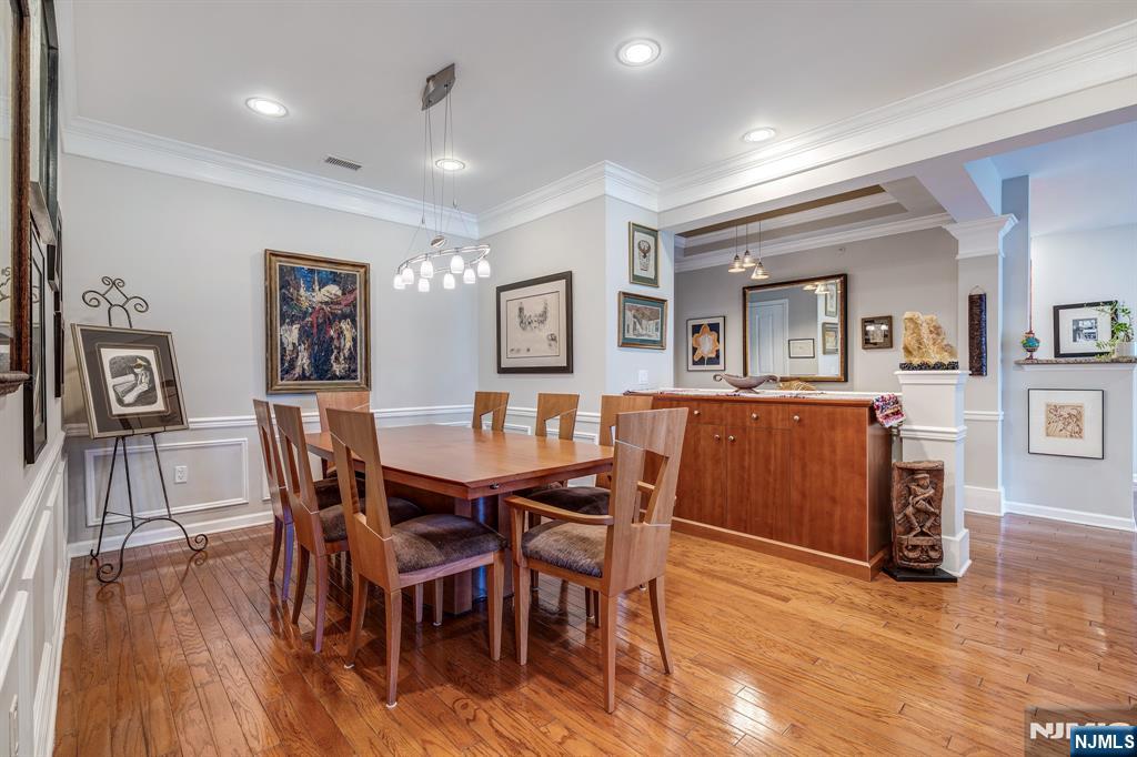 10402 Warrens Way #TOP FLOOR RENOV