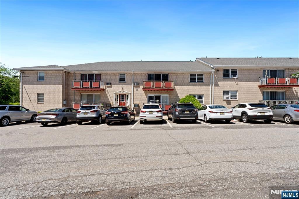 Homes for sale in Bloomfield, NJ | 398 Hoover Ave #185, Bloomfield, NJ 07003 | MLS# 26015803
