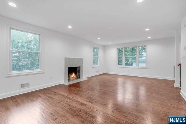 235 Dwight Place — photo 6