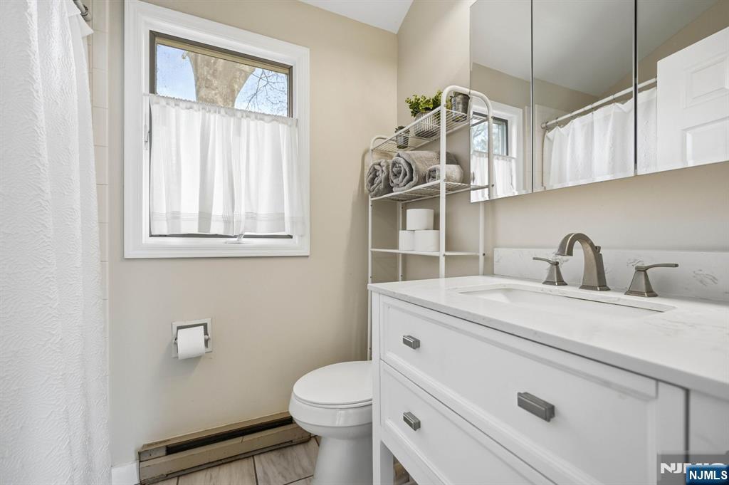 51 Goldfinch Lane, West Milford, NJ 07421 Listing Photo  32