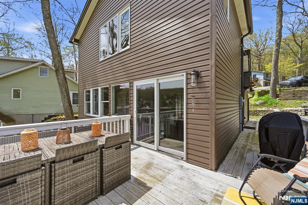 51 Goldfinch Lane, West Milford, NJ 07421 Listing Photo  36