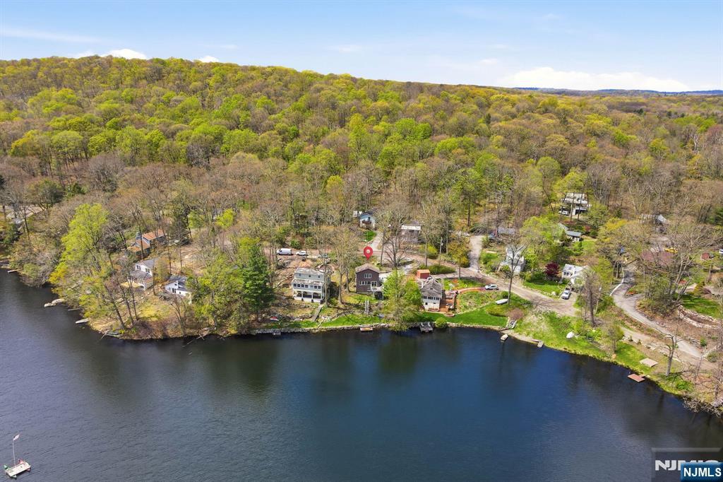 51 Goldfinch Lane, West Milford, NJ 07421 Listing Photo  42