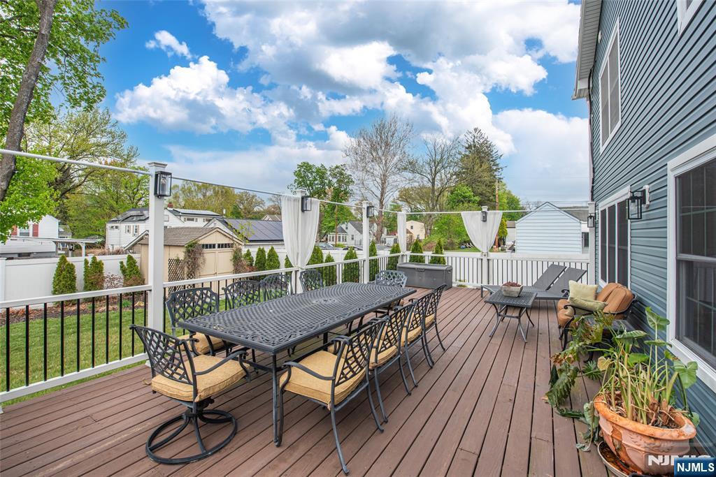 29 Van Duyne Avenue, Wayne, NJ 07470 Listing Photo  31