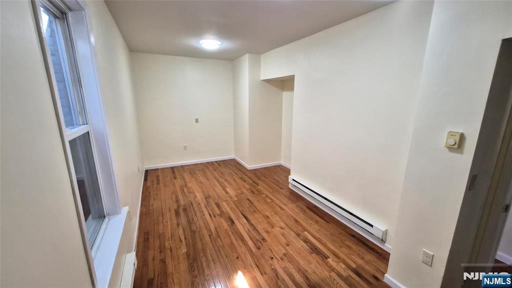 2010 Kerrigan Avenue 2 - Photo 5