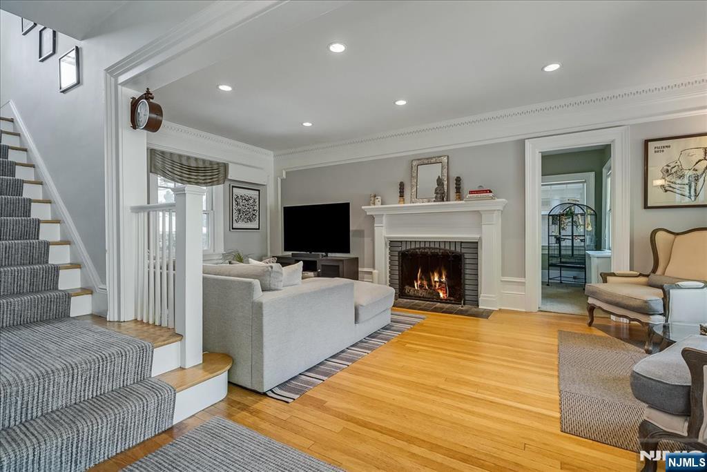 231 Watchung Avenue
