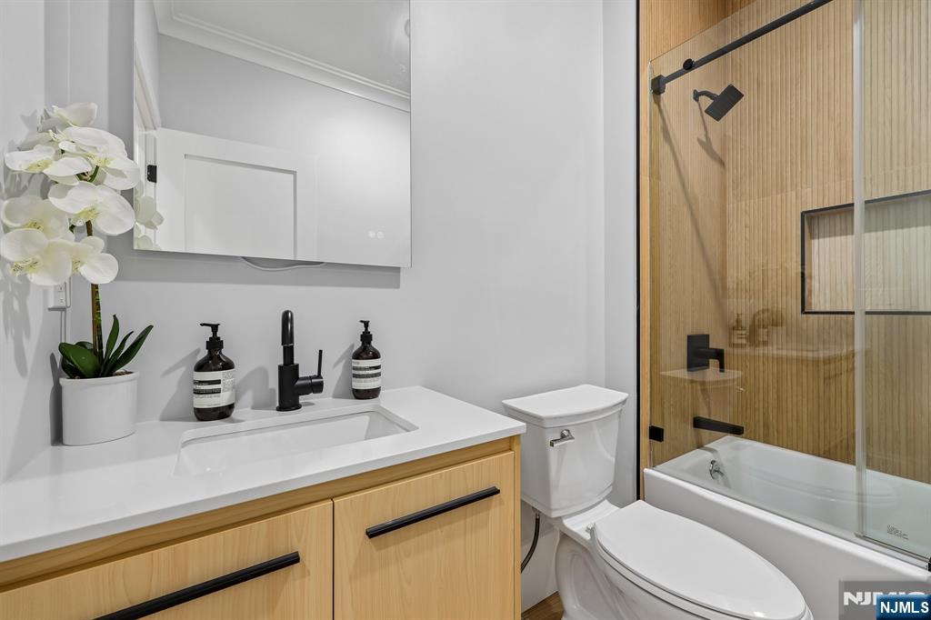 424 Ridgewood Avenue — photo 32