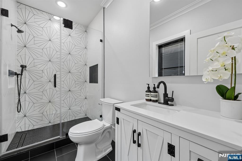 424 Ridgewood Avenue — photo 36