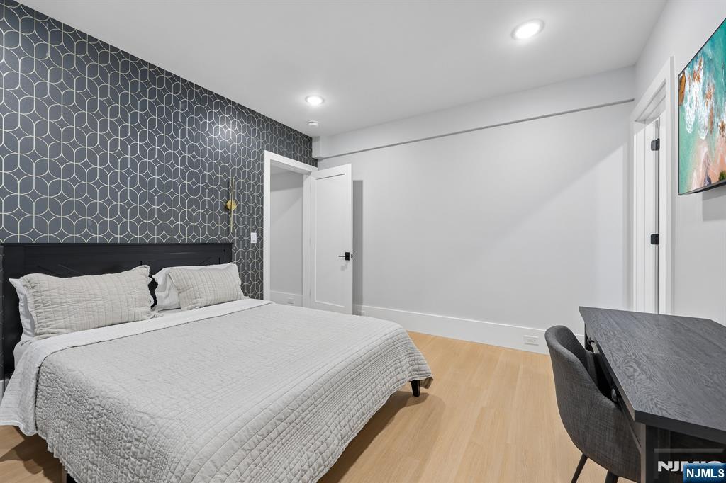 424 Ridgewood Avenue — photo 42