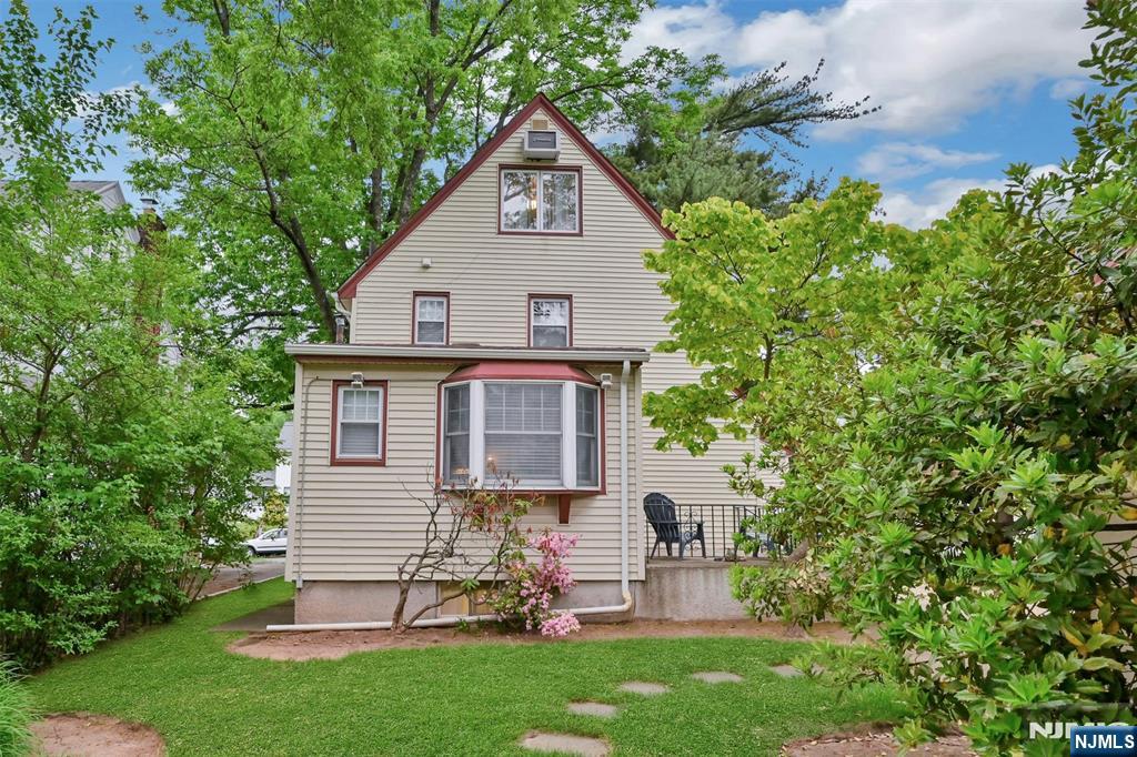 340 Sherman Avenue, Teaneck, NJ 07666 Listing Photo  18
