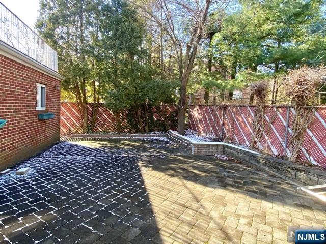 330 Westview, Fort Lee, NJ 07024 Listing Photo  8