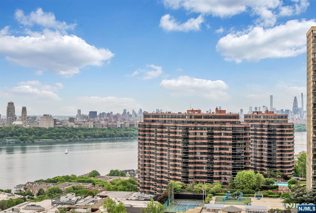 800 Palisade Avenue #1701 — photo 43
