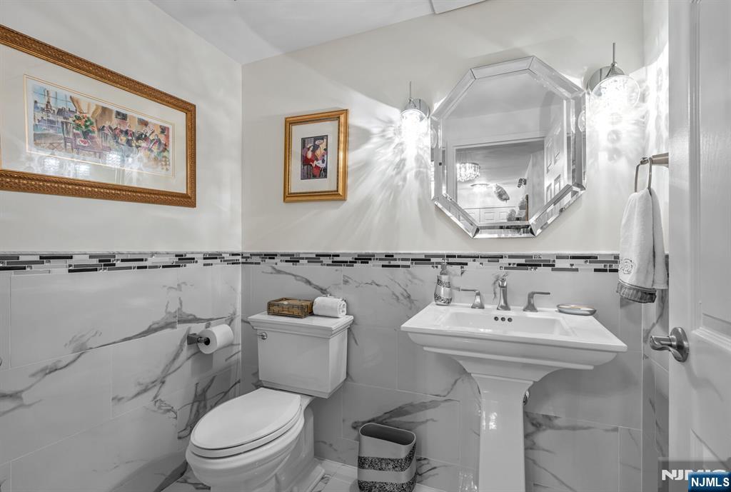 800 Palisade Avenue #1701 — photo 10