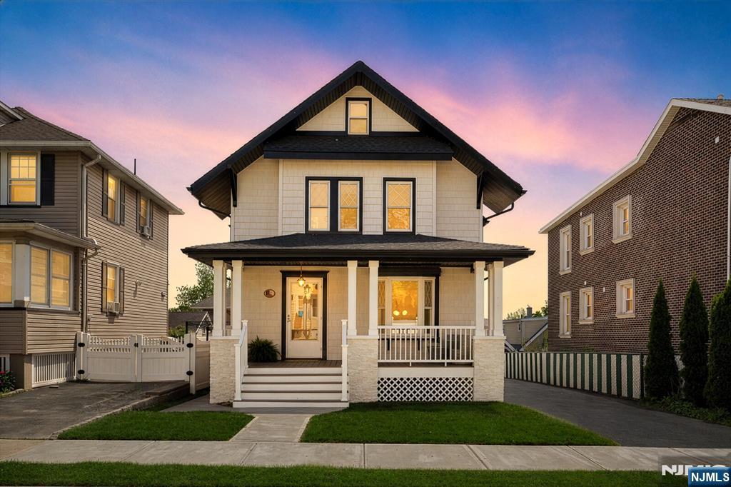 132 Argyle Place - Photo 2
