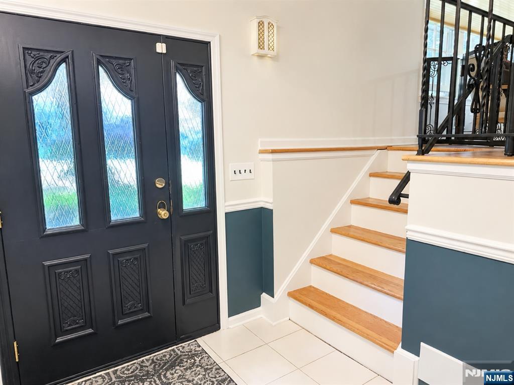 Entry Foyer