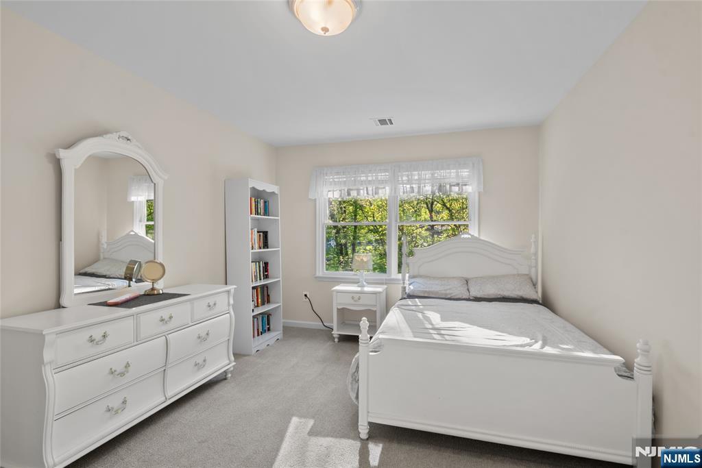 26 Woodshire Terrace — photo 24