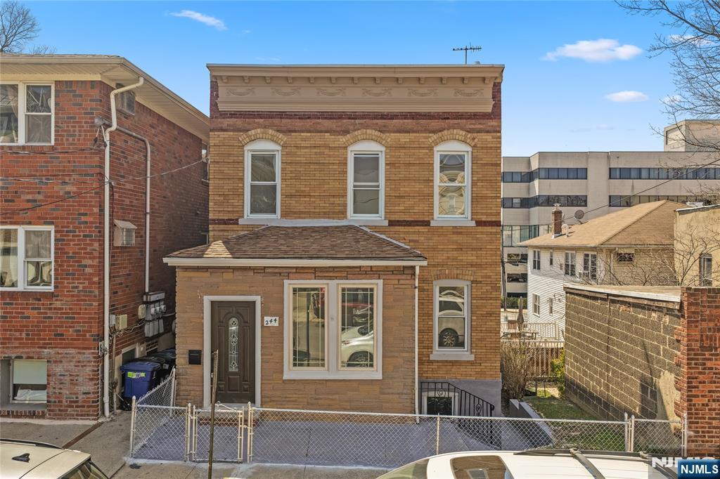 244 Lincoln Avenue 1 - Photo 1