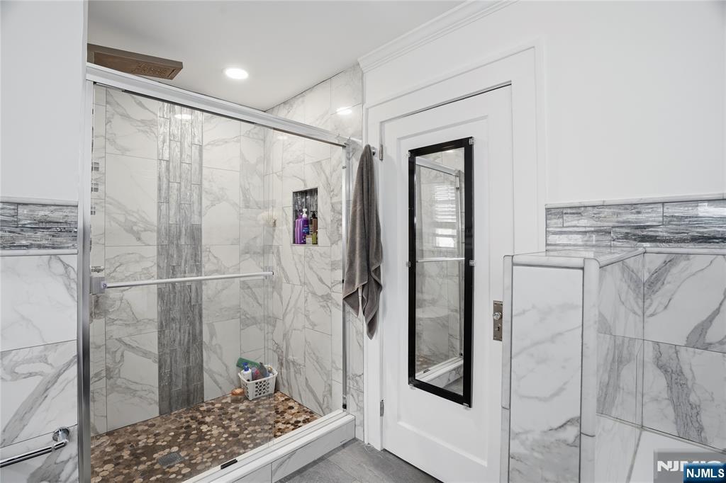 351 Griggs Avenue, Teaneck, NJ 07666 Listing Photo  12