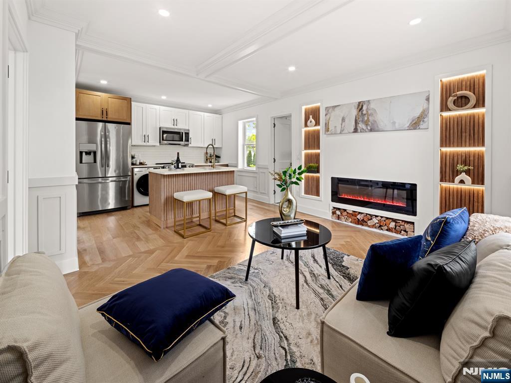 9 Morse Avenue - Photo 2