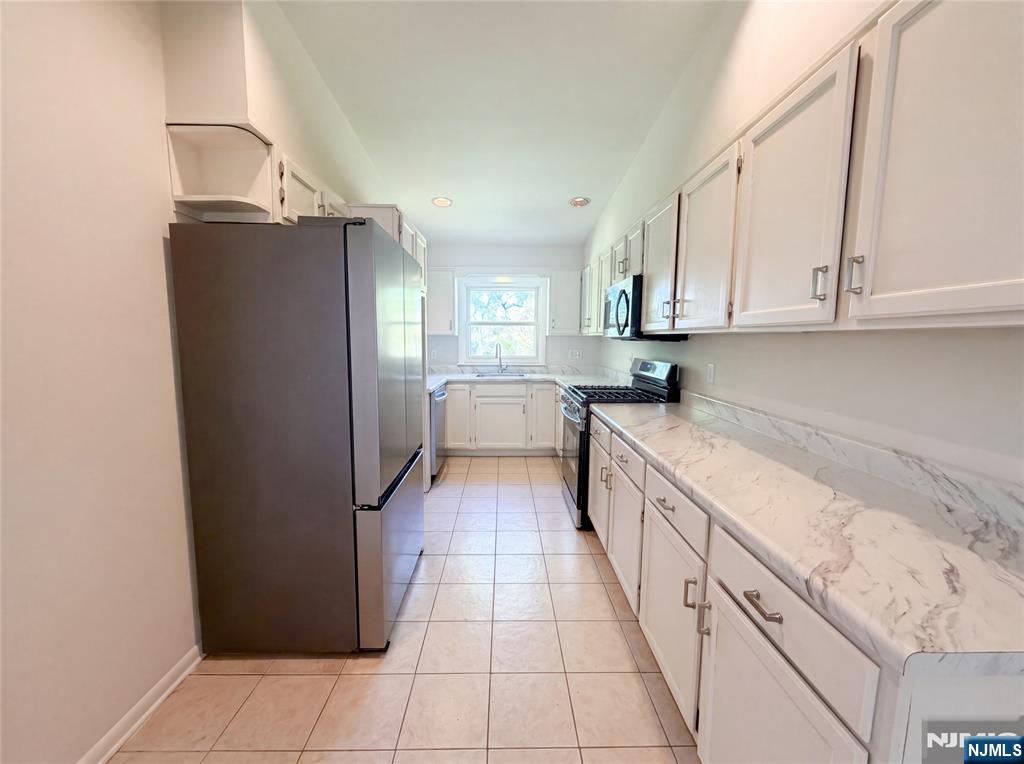 616 River Road - Photo 2