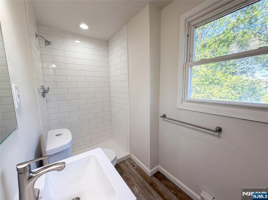 616 River Road, Teaneck, NJ 07666 Listing Photo  12