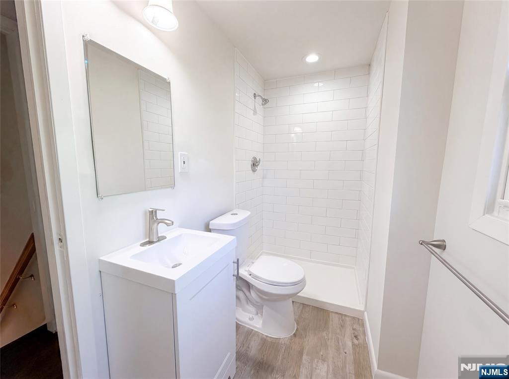 616 River Road, Teaneck, NJ 07666 Listing Photo  13