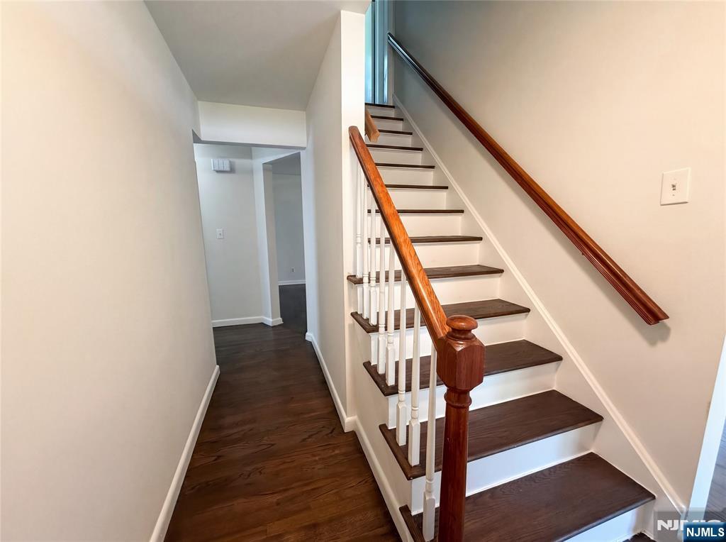 616 River Road, Teaneck, NJ 07666 Listing Photo  5