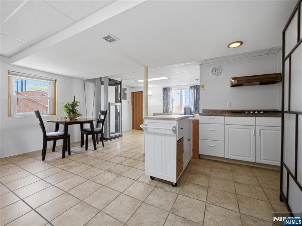 98 Moonachie Road