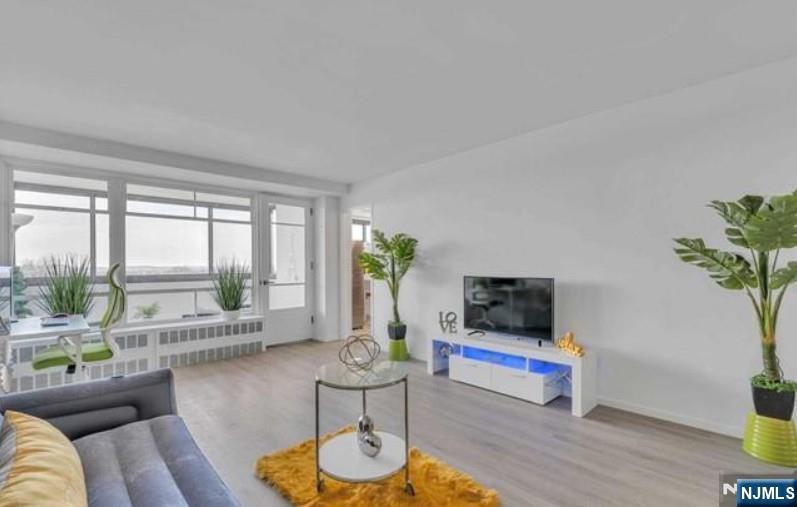 90 Prospect Avenue #10C