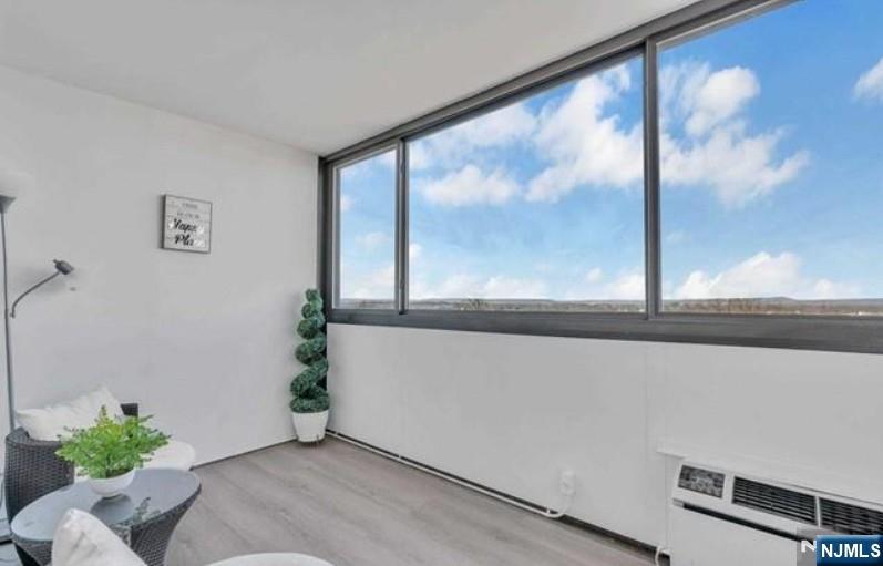 90 Prospect Avenue #10C
