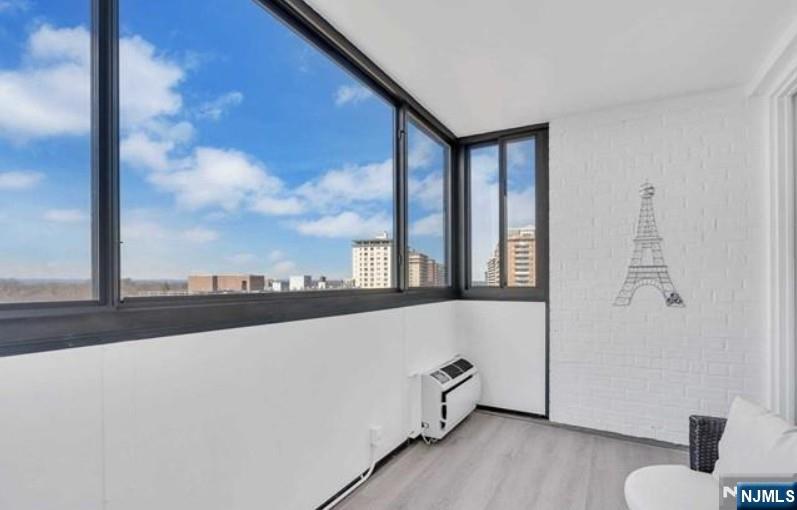 90 Prospect Avenue #10C