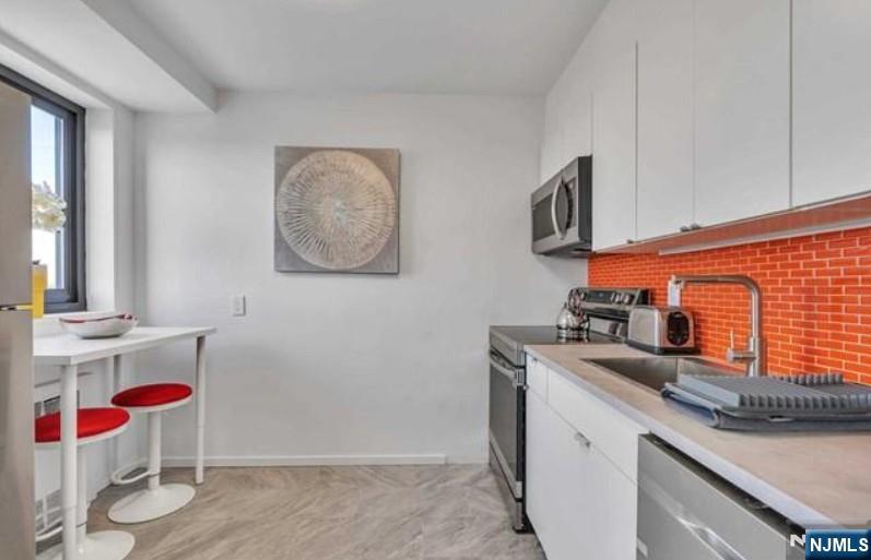 90 Prospect Avenue #10C