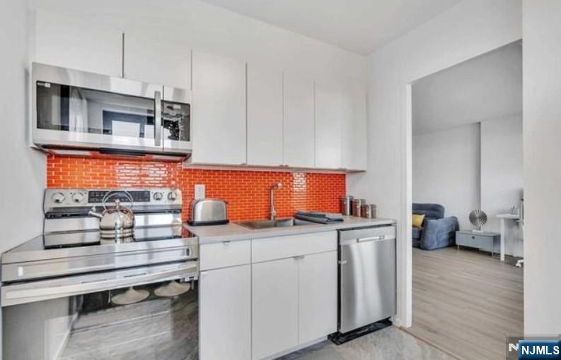 90 Prospect Avenue #10C