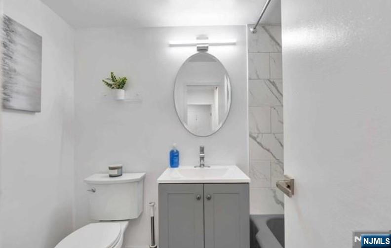 90 Prospect Avenue #10C