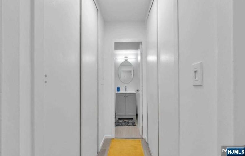 90 Prospect Avenue #10C