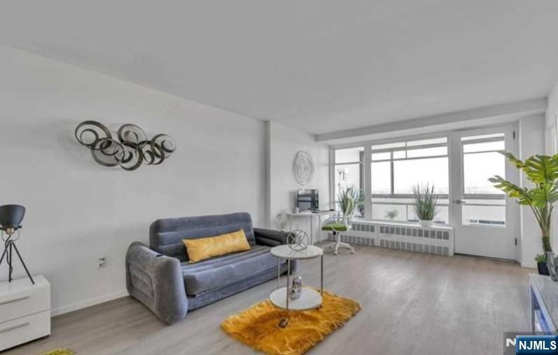 90 Prospect Avenue #10C