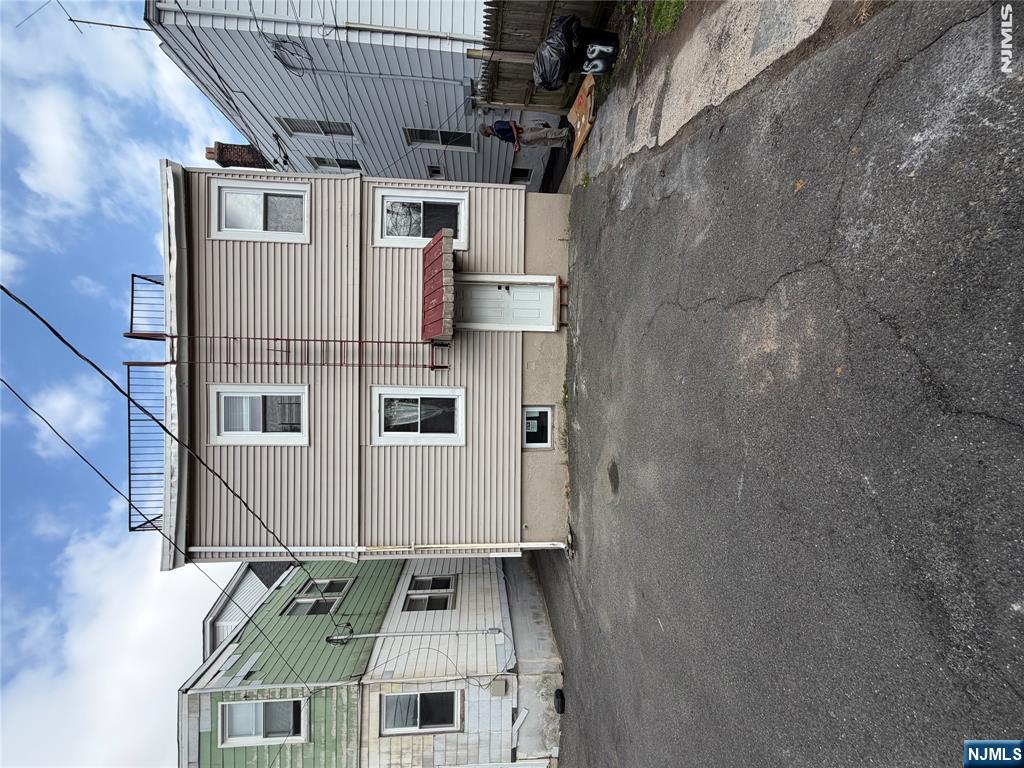 459 Norwood Street - Photo 2