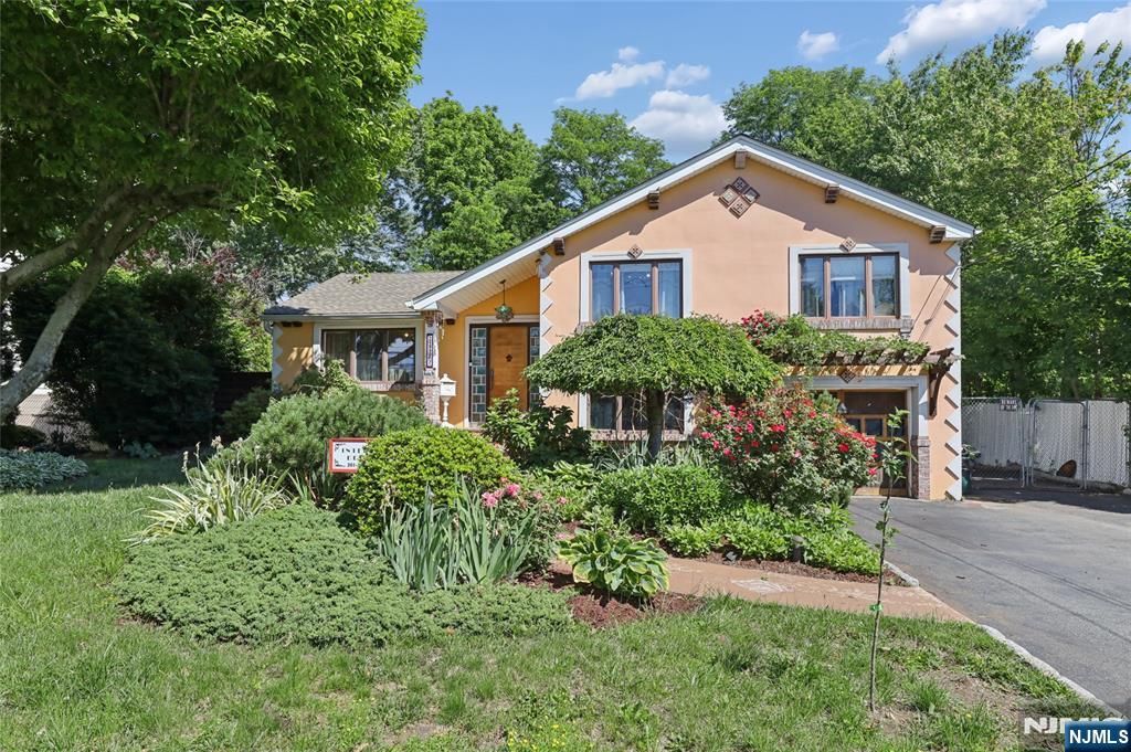 29-07 Fair Lawn Avenue - Photo 1