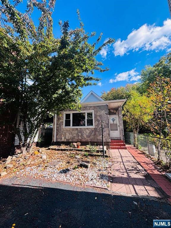 212 4th Street - Photo 1