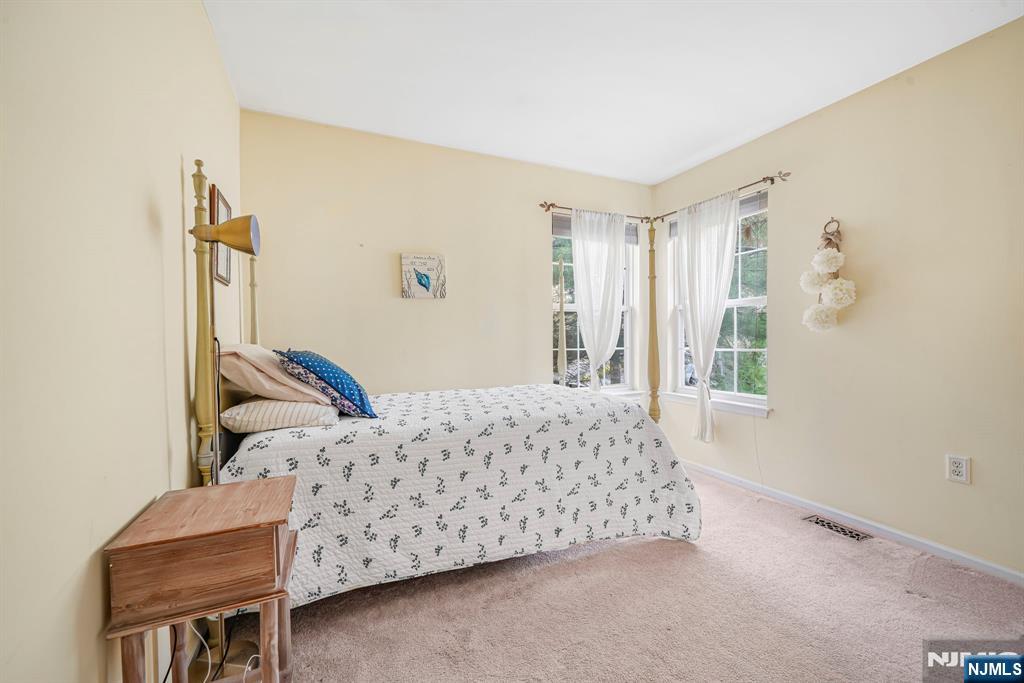 110 Warbler Drive, Wayne, NJ 07470 Listing Photo  21