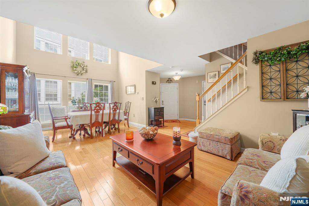 110 Warbler Drive, Wayne, NJ 07470 Listing Photo  9