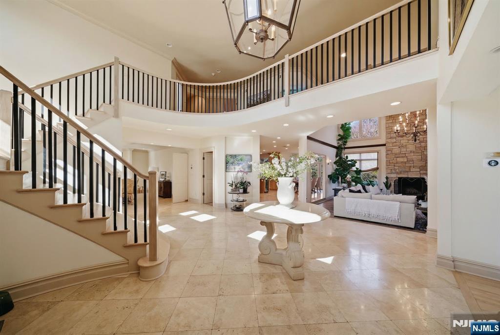 61 Essex Drive - Photo 5