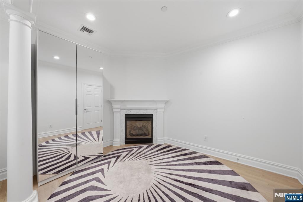 900 Heights Lane — photo 27