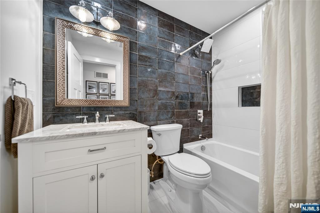 789 Kinderkamack Road — photo 15