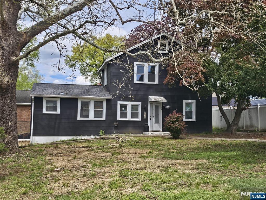 34 Walnut Avenue - Photo 1
