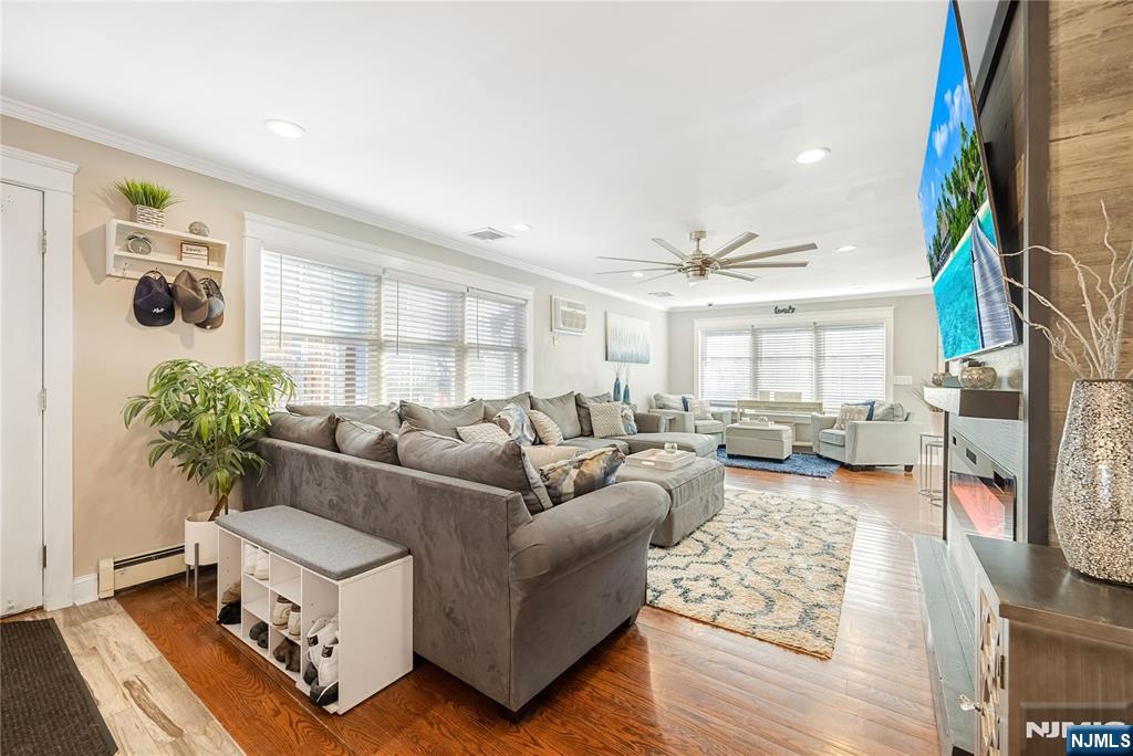 28 Hopson Avenue - Photo 2